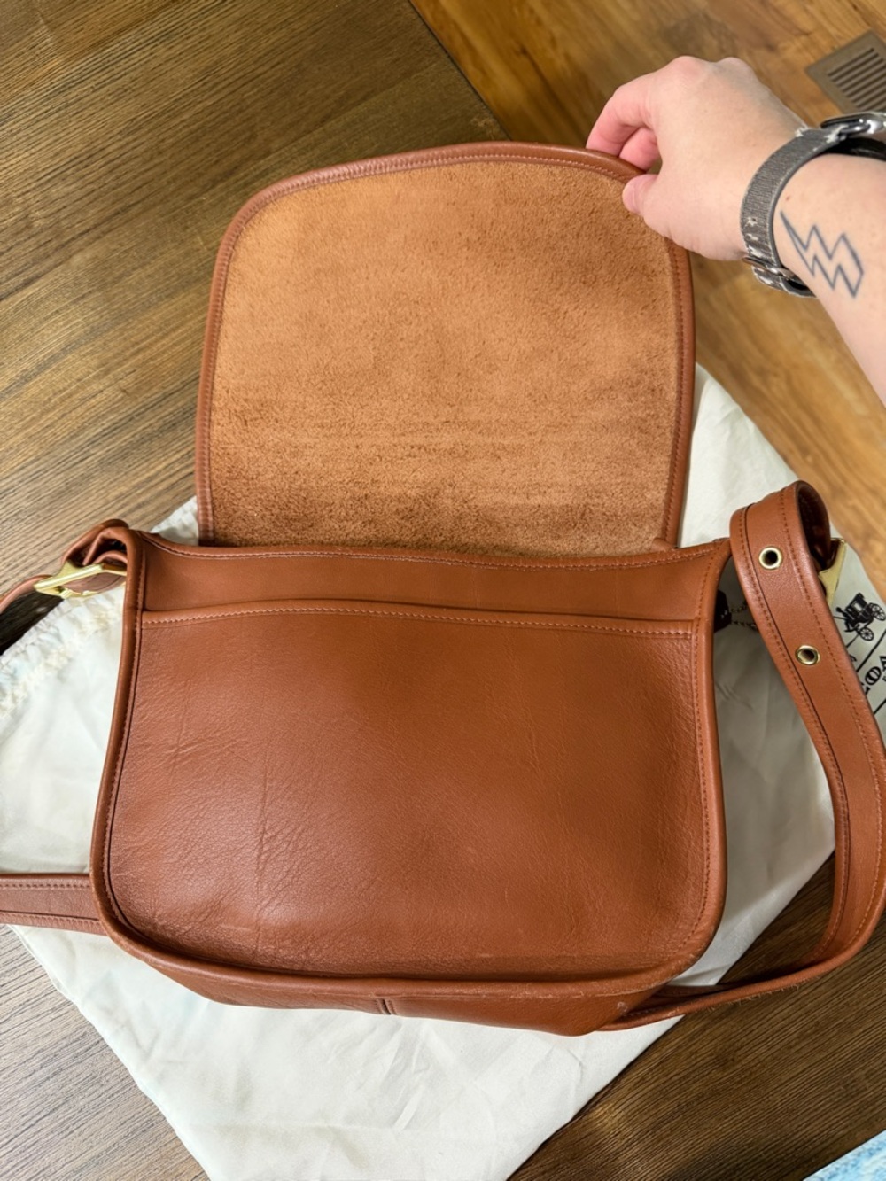 Coach Tan/Brown Leather Crossbody Bag - Picture 9 of 15